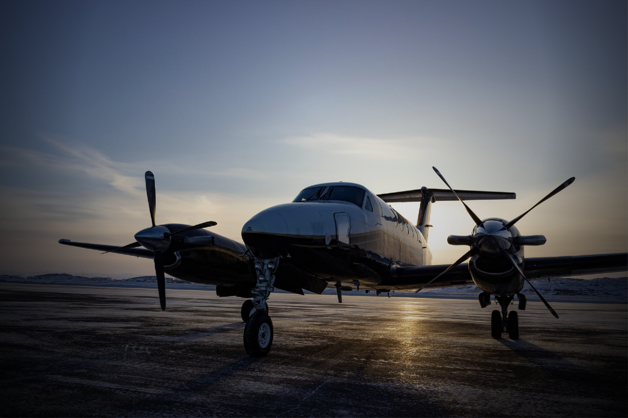 Twin-Engine-Airplane-Sunset